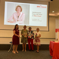 von links: Josephine Berger, Laudatorin, Malu Dreyer, Ilona Deckwerth und Karin Wehle-Hausmann (beide SPD Ostallgäu)